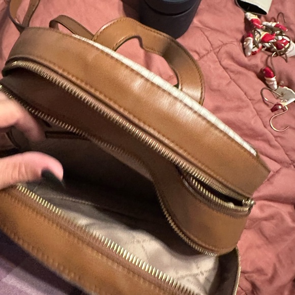 Michael Kors backpack - Picture 2 of 7